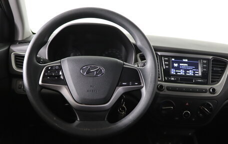 Hyundai Solaris II рестайлинг, 2017 год, 819 990 рублей, 10 фотография