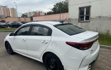 KIA Rio IV, 2022 год, 1 399 000 рублей, 5 фотография