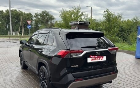 Toyota RAV4, 2021 год, 2 650 000 рублей, 11 фотография