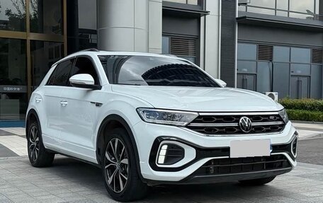 Volkswagen T-Roc I, 2025 год, 2 730 000 рублей, 1 фотография