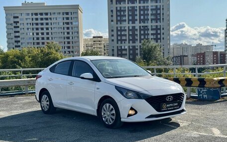 Hyundai Solaris II рестайлинг, 2022 год, 1 200 000 рублей, 1 фотография