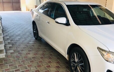 Toyota Camry, 2016 год, 1 700 000 рублей, 2 фотография