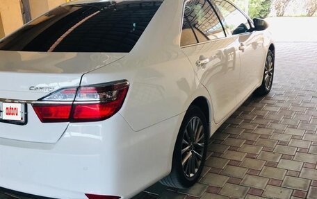 Toyota Camry, 2016 год, 1 700 000 рублей, 6 фотография