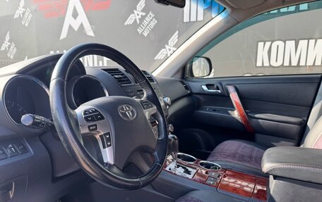 Toyota Highlander III, 2012 год, 2 020 000 рублей, 9 фотография