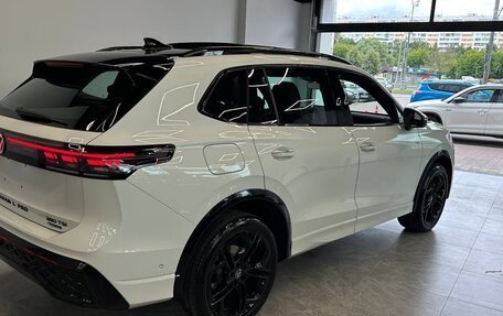 Volkswagen Tiguan, 2025 год, 4 750 000 рублей, 7 фотография