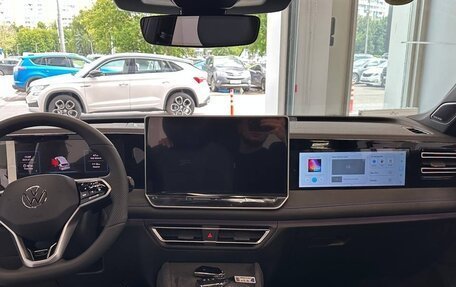 Volkswagen Tiguan, 2025 год, 4 750 000 рублей, 23 фотография