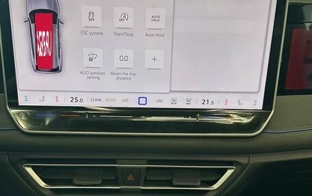 Volkswagen Tiguan, 2025 год, 4 750 000 рублей, 19 фотография