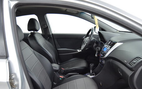 Hyundai Solaris II рестайлинг, 2011 год, 710 000 рублей, 23 фотография