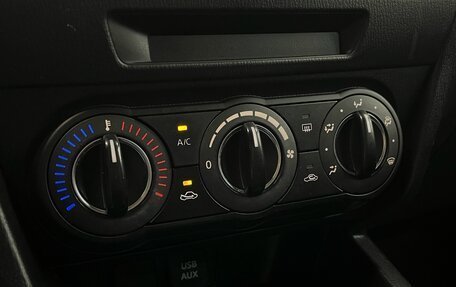 Mazda 3, 2014 год, 990 000 рублей, 14 фотография
