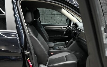 Volkswagen Teramont I, 2018 год, 2 810 000 рублей, 8 фотография