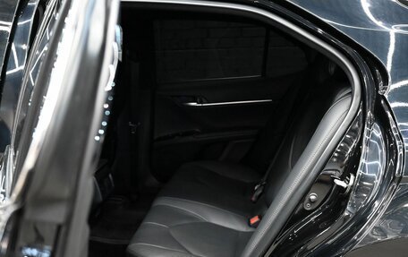 Toyota Camry, 2019 год, 2 500 000 рублей, 22 фотография