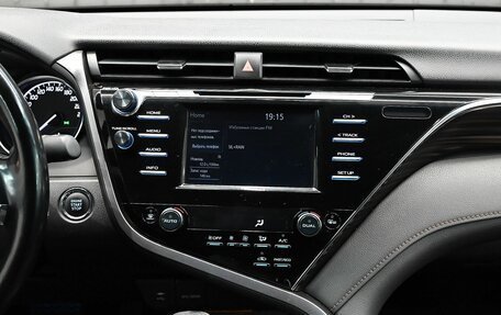 Toyota Camry, 2019 год, 2 500 000 рублей, 19 фотография