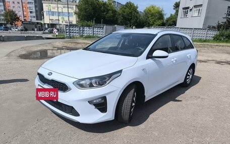 KIA cee'd III, 2019 год, 1 360 000 рублей, 6 фотография