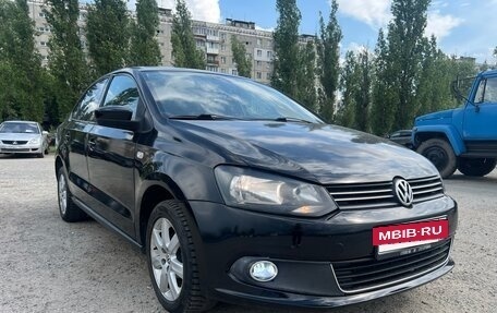 Volkswagen Polo VI (EU Market), 2012 год, 700 000 рублей, 3 фотография