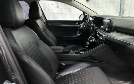 KIA K5, 2021 год, 2 300 000 рублей, 12 фотография