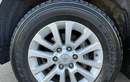 Toyota Land Cruiser Prado 150 рестайлинг 2, 2014 год, 2 999 000 рублей, 10 фотография