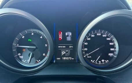 Toyota Land Cruiser Prado 150 рестайлинг 2, 2014 год, 2 999 000 рублей, 12 фотография
