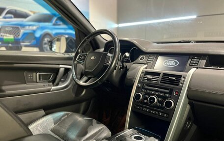 Land Rover Discovery Sport I рестайлинг, 2015 год, 2 470 000 рублей, 21 фотография