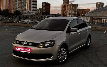 Volkswagen Polo VI (EU Market), 2014 год, 1 000 000 рублей, 2 фотография