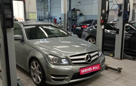 Mercedes-Benz C-Класс, 2012 год, 1 930 000 рублей, 2 фотография