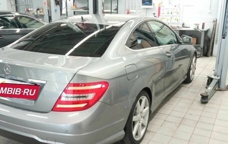 Mercedes-Benz C-Класс, 2012 год, 1 930 000 рублей, 3 фотография