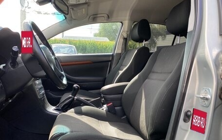Toyota Avensis III рестайлинг, 2007 год, 839 000 рублей, 15 фотография