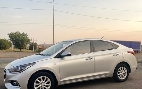 Hyundai Solaris II рестайлинг, 2019 год, 1 400 000 рублей, 6 фотография