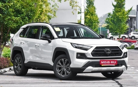 Toyota RAV4, 2025 год, 3 325 000 рублей, 2 фотография