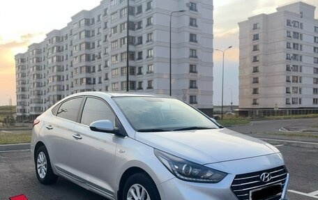 Hyundai Solaris II рестайлинг, 2019 год, 1 400 000 рублей, 3 фотография
