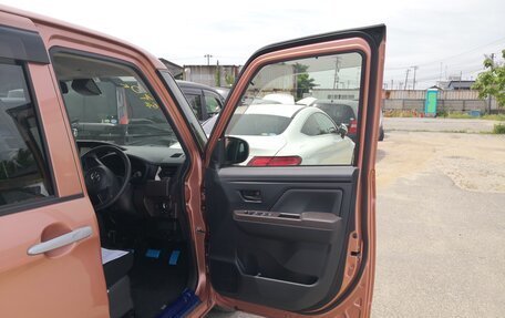 Toyota Roomy I, 2019 год, 1 300 000 рублей, 23 фотография