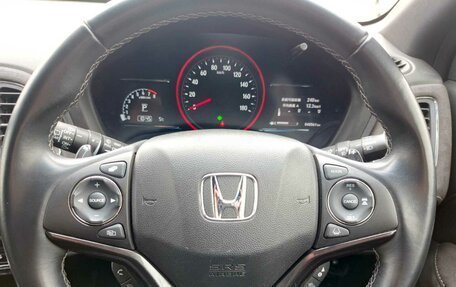 Honda Vezel, 2019 год, 2 350 000 рублей, 6 фотография