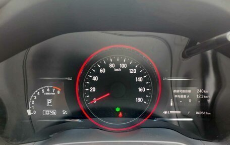 Honda Vezel, 2019 год, 2 350 000 рублей, 13 фотография