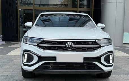 Volkswagen T-Roc I, 2025 год, 2 730 000 рублей, 3 фотография