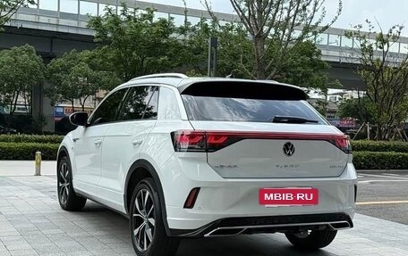 Volkswagen T-Roc I, 2025 год, 2 730 000 рублей, 7 фотография