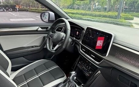 Volkswagen T-Roc I, 2025 год, 2 730 000 рублей, 9 фотография