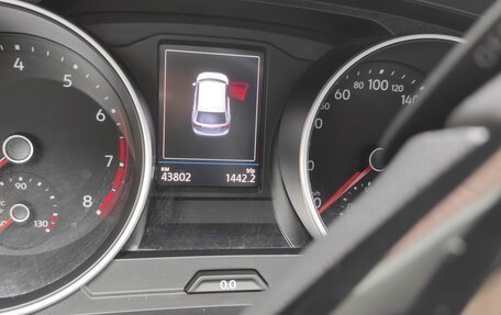 Volkswagen Tiguan II, 2020 год, 2 700 000 рублей, 7 фотография