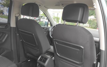 Volkswagen Tiguan II, 2020 год, 2 700 000 рублей, 4 фотография