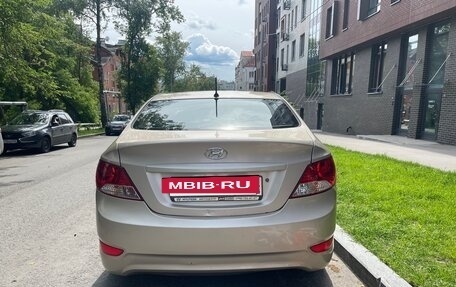 Hyundai Solaris II рестайлинг, 2012 год, 550 000 рублей, 5 фотография