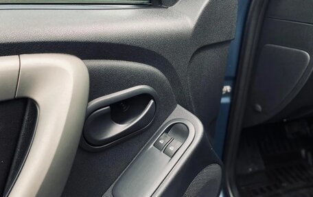 Renault Duster I рестайлинг, 2014 год, 1 077 000 рублей, 15 фотография