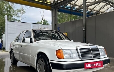 Mercedes-Benz W124, 1986 год, 750 000 рублей, 7 фотография
