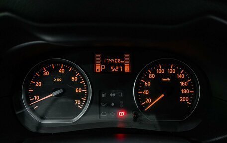 Nissan Terrano III, 2014 год, 1 000 000 рублей, 16 фотография