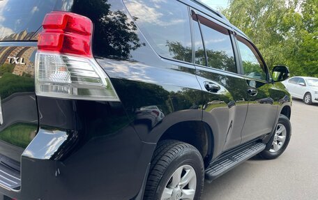 Toyota Land Cruiser Prado 150 рестайлинг 2, 2012 год, 2 690 000 рублей, 13 фотография