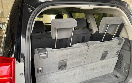 Toyota Land Cruiser Prado 150 рестайлинг 2, 2012 год, 2 690 000 рублей, 22 фотография