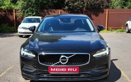 Volvo S90 II рестайлинг, 2019 год, 3 100 000 рублей, 3 фотография