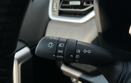 Toyota RAV4, 2025 год, 3 890 000 рублей, 15 фотография