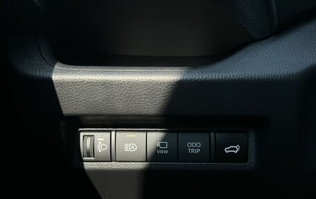 Toyota RAV4, 2025 год, 3 890 000 рублей, 22 фотография