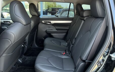 Toyota Highlander, 2025 год, 5 290 000 рублей, 10 фотография