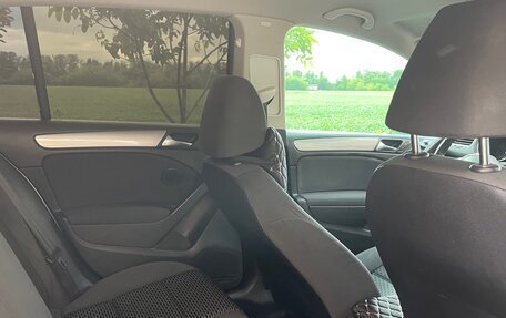 Volkswagen Golf VI, 2011 год, 800 000 рублей, 19 фотография