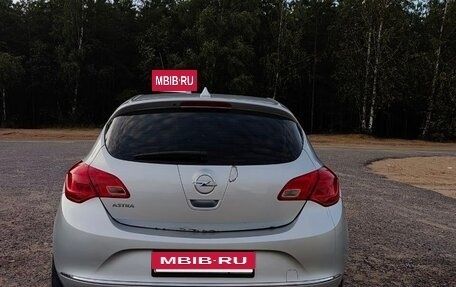 Opel Astra J, 2013 год, 790 000 рублей, 6 фотография