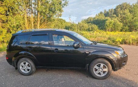 Mitsubishi Outlander III рестайлинг 3, 2008 год, 1 099 000 рублей, 9 фотография
